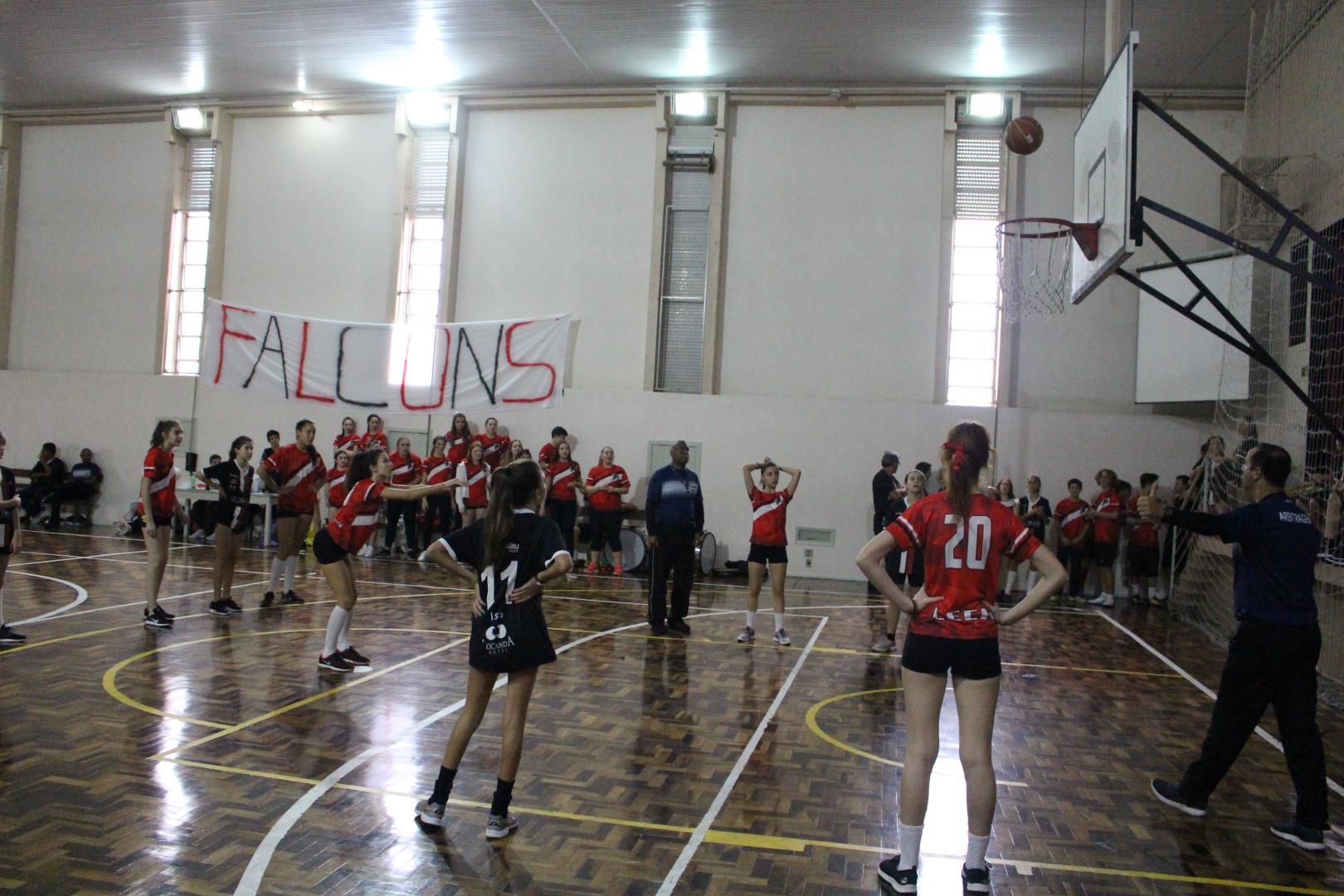 Semana do Esporte ocorre na Unidade Fundação Evangélica