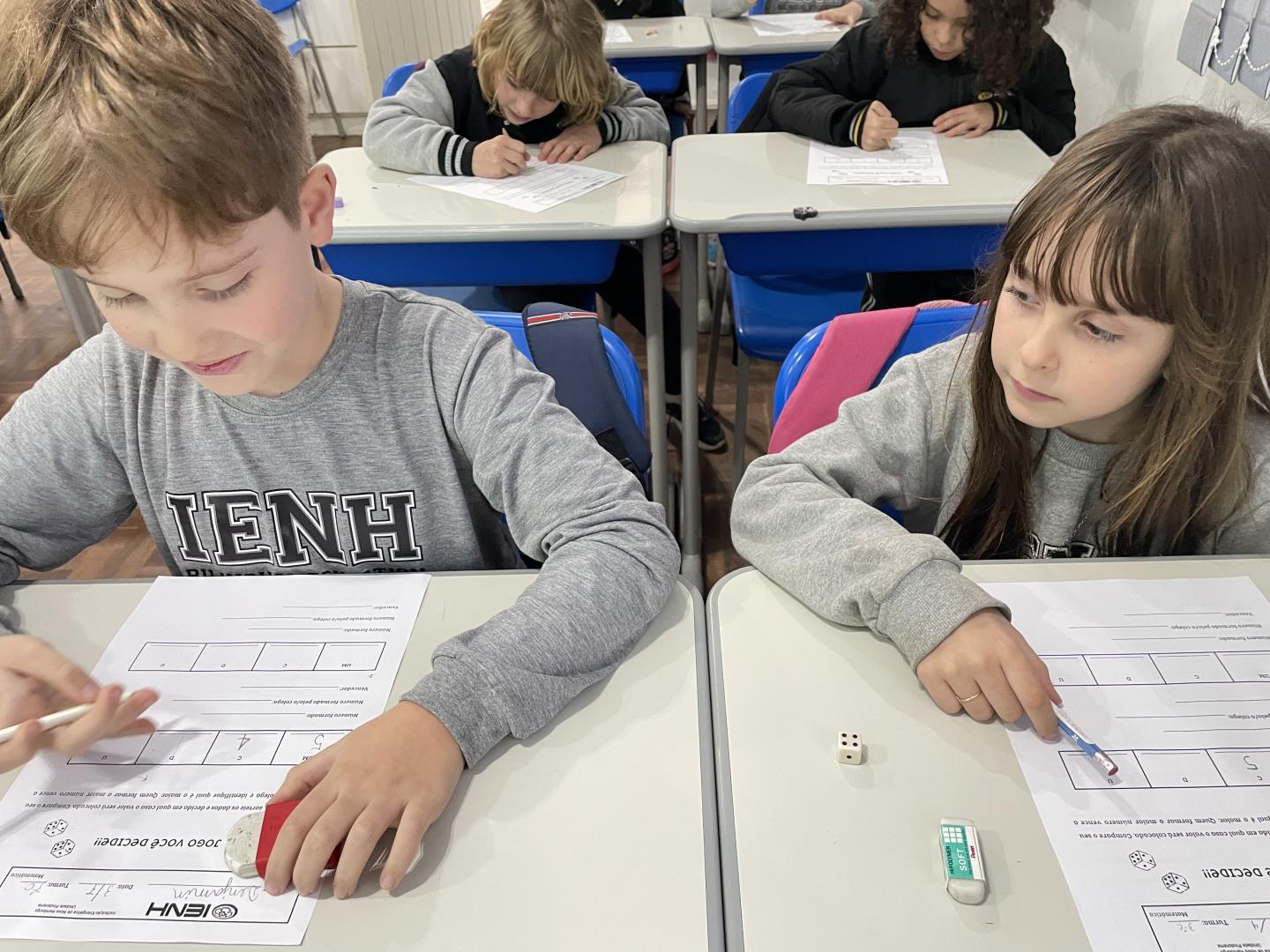 Turma da Unidade Pindorama participam de Jogos Matemáticos com dados e ábacos Turma da Unidade Pindorama participam de Jogos Matemáticos com dados e ábacos