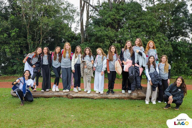 Turmas de Year 6 da Unidade Fundação Evangélica vivem experiência no English Camp
