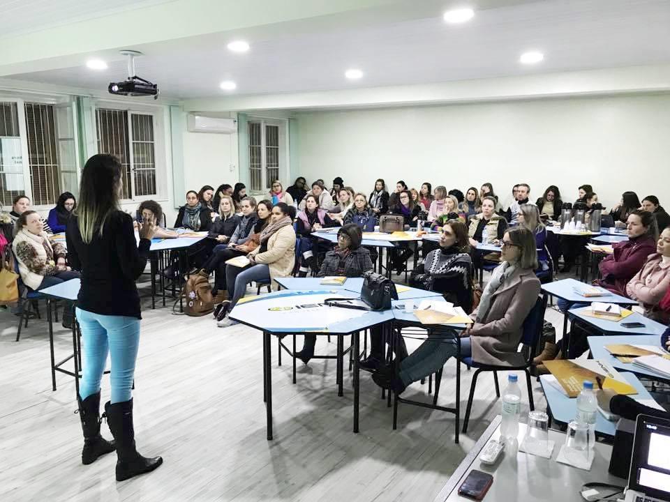 Workshop sobre “Educação Socioemocional” inicia na Faculdade IENH