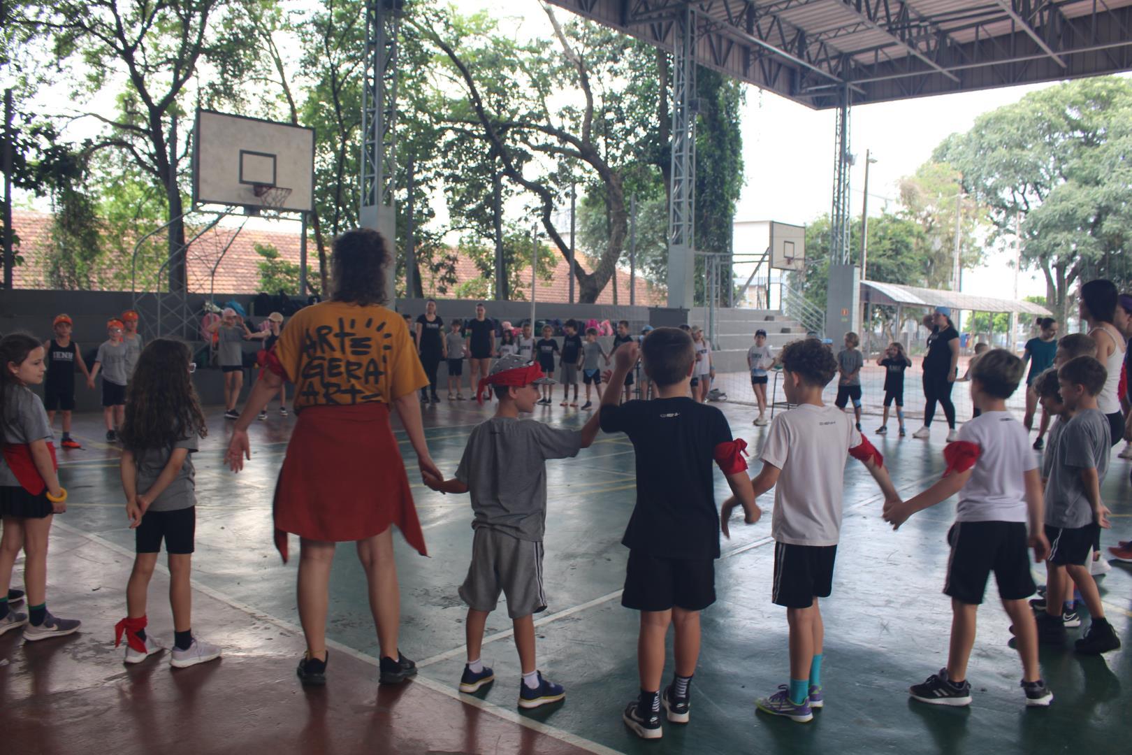 Year 2 da Unidade Oswaldo Cruz participa de imersão em inglês na Unidade Fundação Evangélica