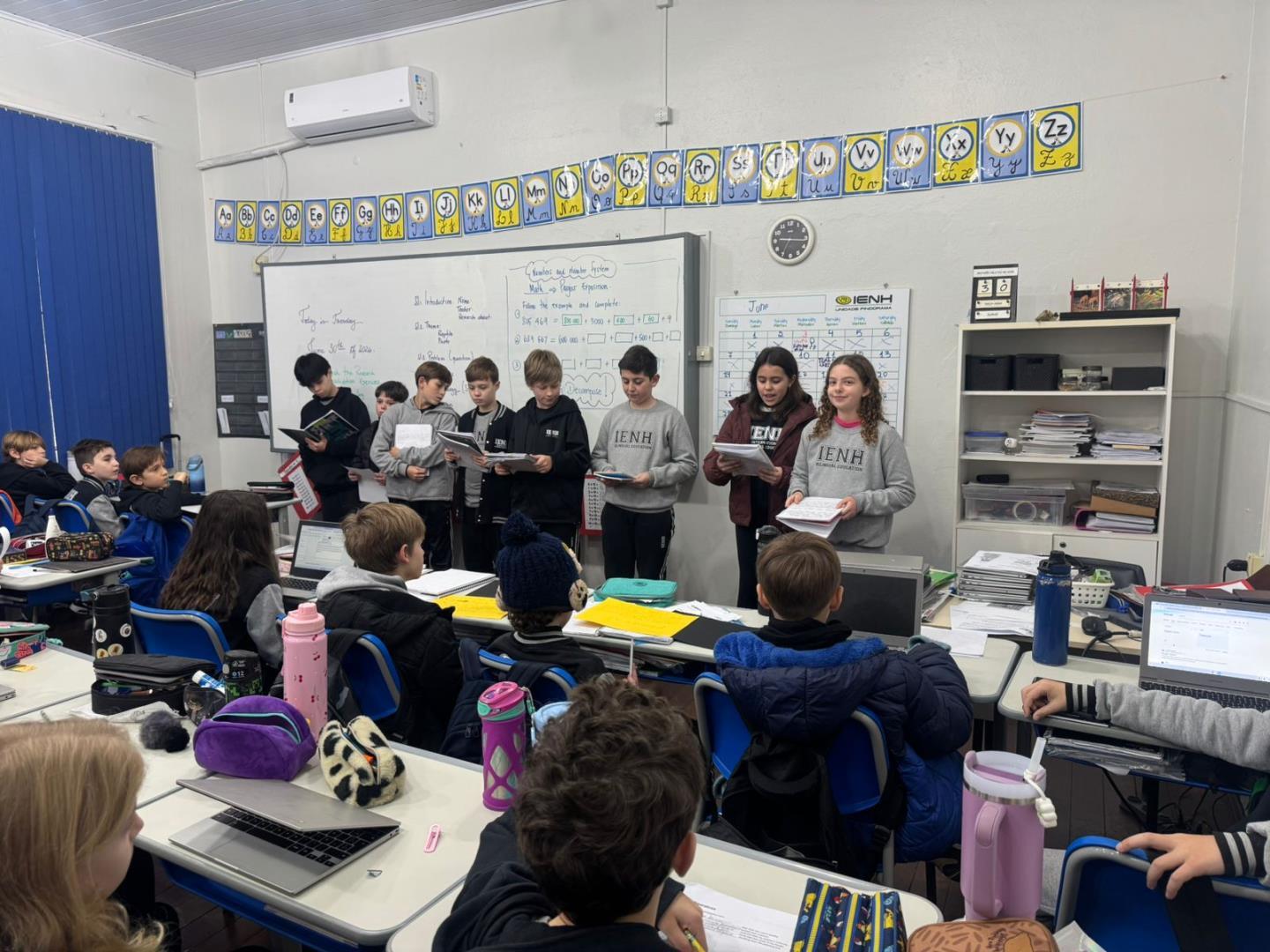 Year 5 compartilha dicas de estudo com Year 4 na Unidade Pindorama