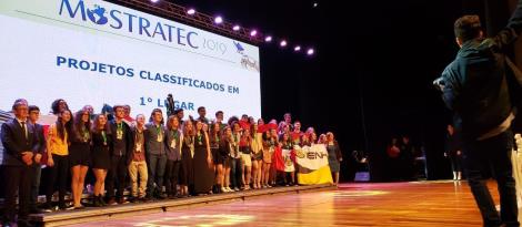 Alunas da IENH participam da feira BUCA IMSEF 2020 da Turquia Alunas da IENH participam da feira BUCA IMSEF 2020 da Turquia