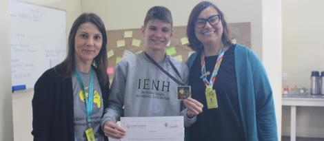 Aluno da IENH conquista 1º lugar em Ciências Biológicas na Mostraclak Aluno da IENH conquista 1º lugar em Ciências Biológicas na Mostraclak