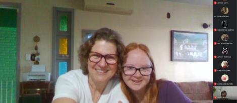 Bate-papo sobre Síndrome de Down com atriz do filme "Cromossomo 21" e ex-presidente da FBASD Bate-papo sobre Síndrome de Down com atriz do filme "Cromossomo 21" e ex-presidente da FBASD