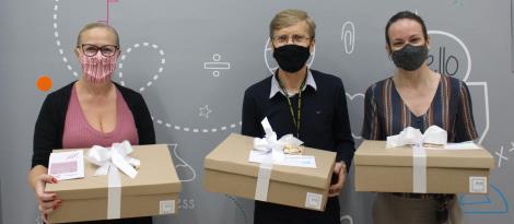 Equipe Diretiva da IENH recebe homenagem Equipe Diretiva da IENH recebe homenagem