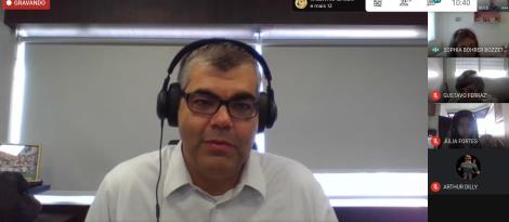 Estudantes participam de bate-papo esportivo com Frederico Nantes Estudantes participam de bate-papo esportivo com Frederico Nantes