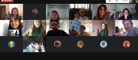 Estudantes participam de Sarau Literário on-line Estudantes participam de Sarau Literário on-line