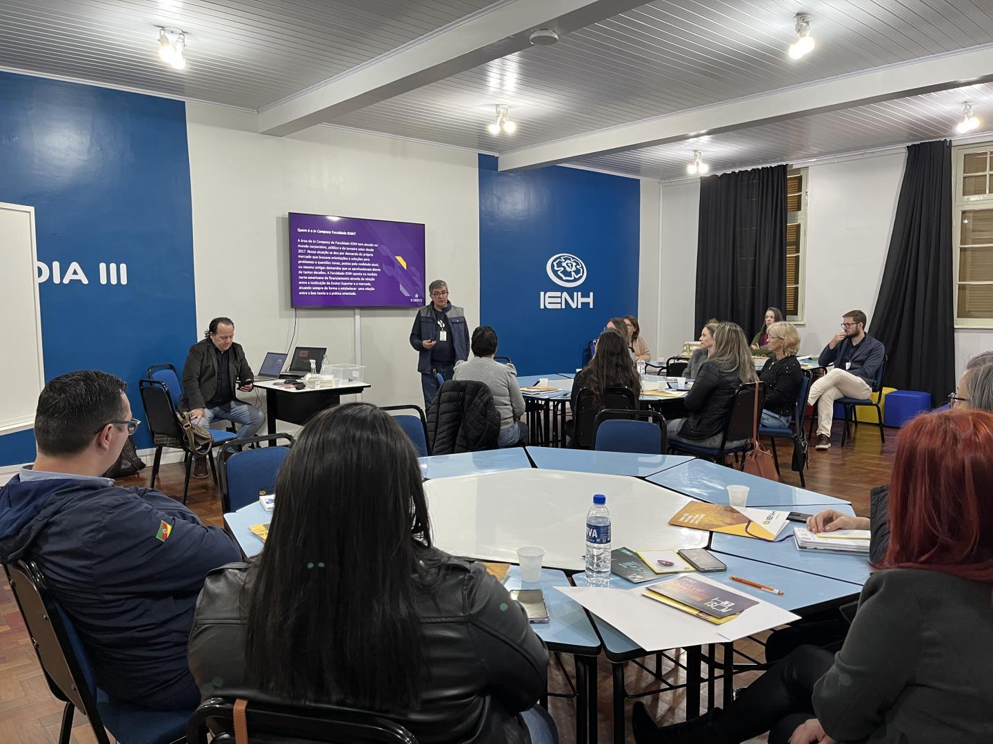 Faculdade IENH Inicia Curso de Gestão Estratégica para RH em Parceria com SINDIMAQ