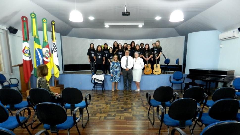 Governador do Rotary visita a IENH