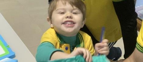 Níveis 2 realizam releitura da Bandeira do Brasil Níveis 2 realizam releitura da Bandeira do Brasil