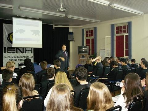 Palestra sobre mercado financeiro