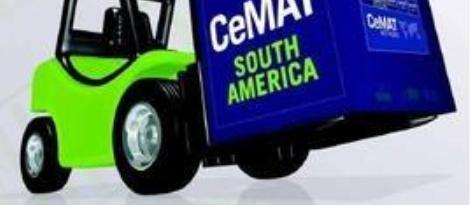 Professora e aluno em revista do segmento de logística Professora e aluno em revista do segmento de logística