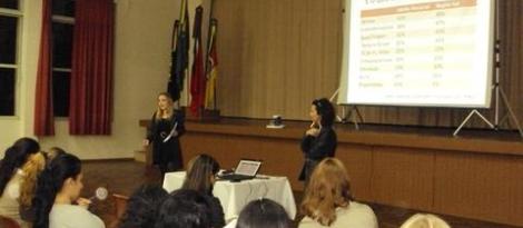 Cultura de massa é tema de palestra Cultura de massa é tema de palestra