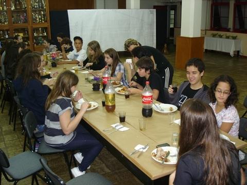 Grupo Amigos da Paz promove Acampadentro