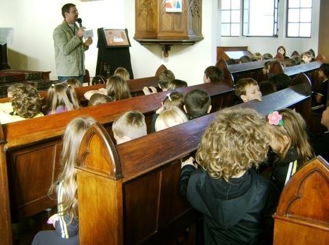 Estudantes da Unidade Pindorama participam de Culto
