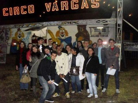 Alunos do Curso Técnico em Administração visitam o Circo Vargas