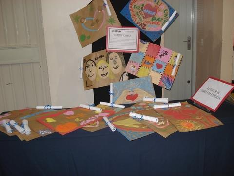 Entrega de boletins na Fundação Evangélica