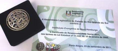 IENH recebe certificado de Responsabilidade Social