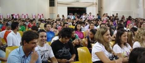 Estudantes dos Cursos Técnicos e Faculdade participam de Aula Inaugural