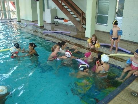 Primeira semana do Projeto de Férias da IENH diverte crianças