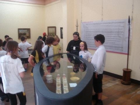 Alunos da 3ªA fazem passeio de estudos para Porto Alegre