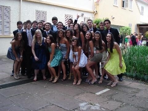 IENH forma alunos do Ensino Médio