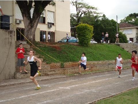 Equipe de Atletismo da IENH vence Campeonato Estadual Pré-Mirim