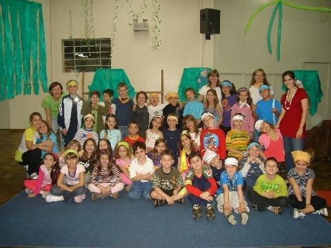 Alunos da 2ª série do Oswaldo Cruz participam do 3º American Camp