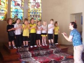 Alunos da Educação Infantil do Pindorama visitam Comunidade Evangélica de Hamburgo Velho