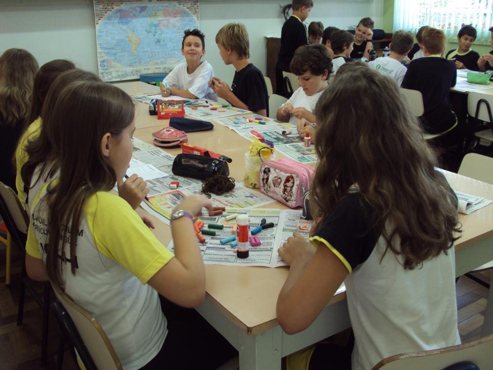 Adolescer: uma história a ser vivida