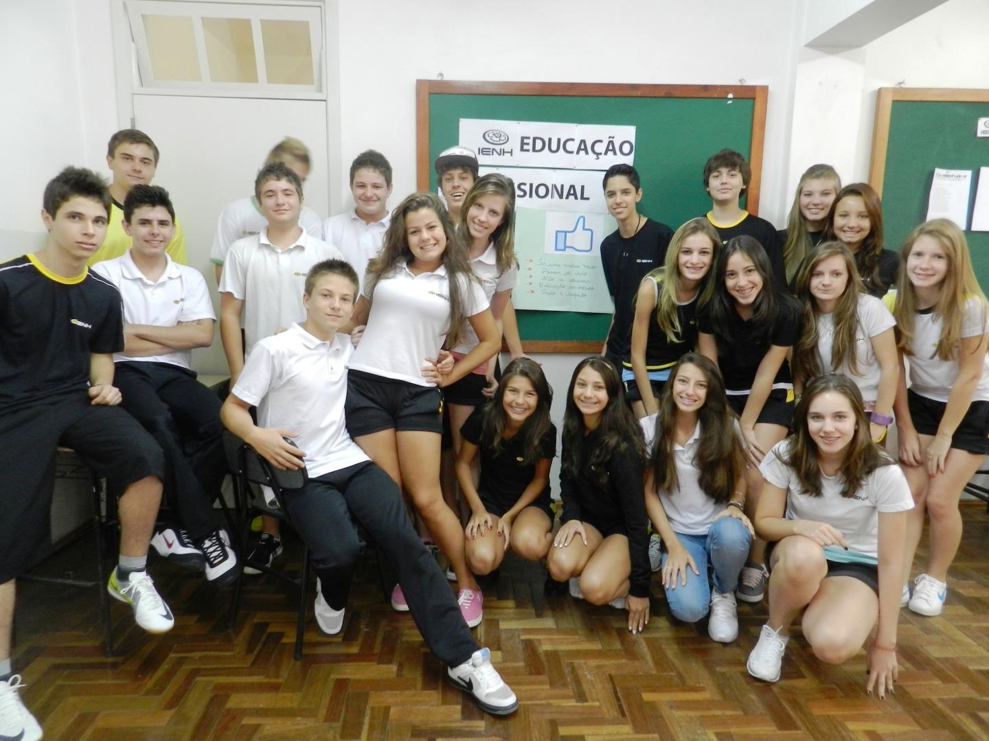 Curtir: atividade incentiva alunos a trabalharem juntos