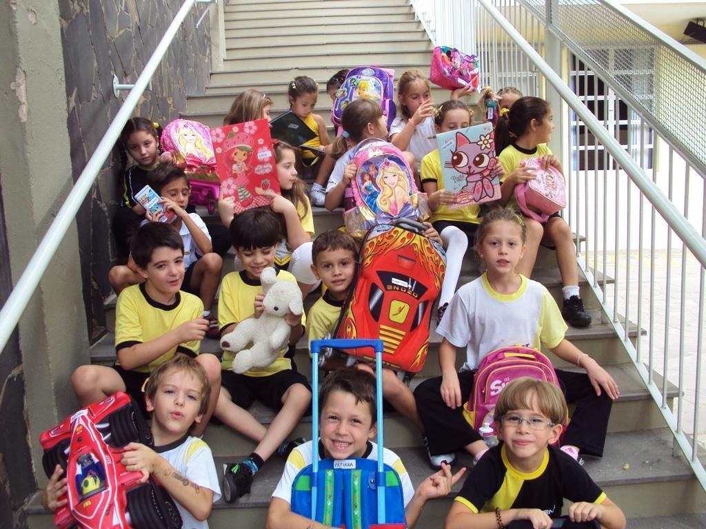 Da mochila até a boneca: alunos criaram nomes engraçados e divertidos