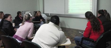 Palestra com Psicóloga sobre trabalho em redes Palestra com Psicóloga sobre trabalho em redes