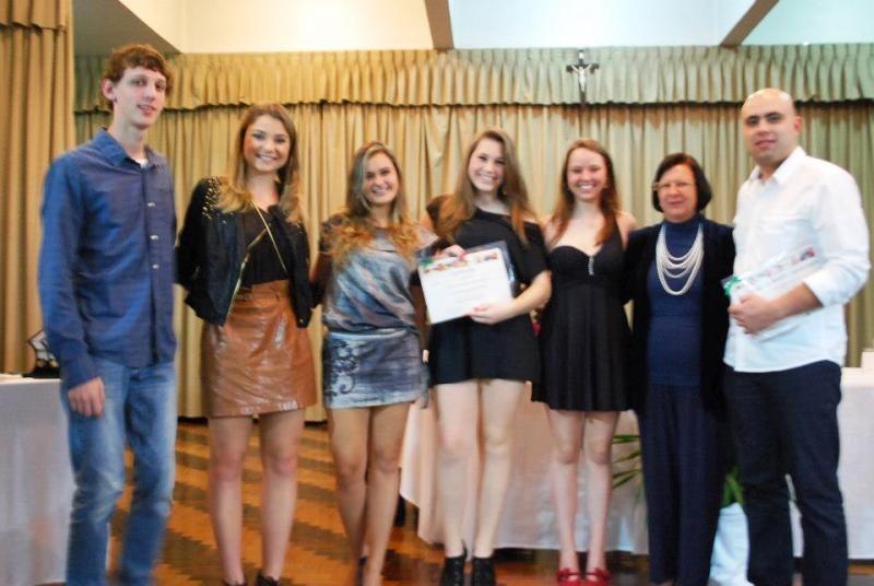 Formatura Miniempresa promovida pela Junior Achievement