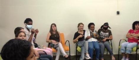 Alunas do Curso Normal participam de atividade  Alunas do Curso Normal participam de atividade