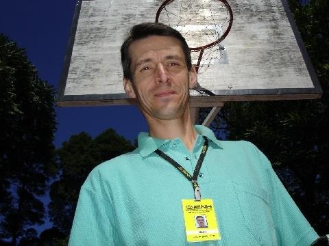 Professor da IENH é homenageado na 2ªCopa Solidária de Basquete