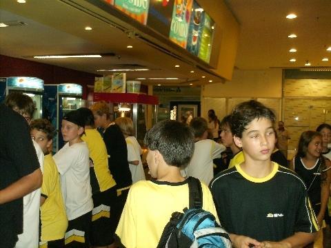 Alunos do Projeto do Ensino Fundamental aprendem através do cinema