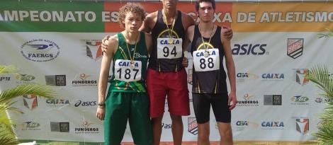 Equipe de Atletismo da IENH conquista dezessete medalhas no Campeonato Estadual Menores