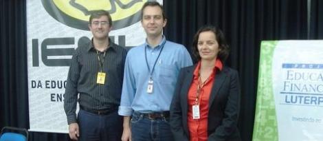 Representantes da empresa Datacom visitam a IENH Representantes da empresa Datacom visitam a IENH