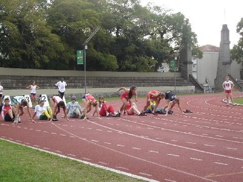 Equipe de Atletismo da IENH participa do Campeonato Estadual Sub-20 de Atletismo