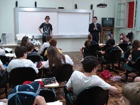 Alunos assistem palestra sobre Produções Cinematográficas