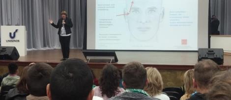 Professora da IENH Idiomas participa do 9° Congresso de Professores de Língua Alemã