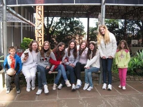 Alunos da 8ª série realizam almoço de integração