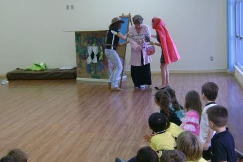 História da Chapeuzinho Vermelho contada de um jeito diferente