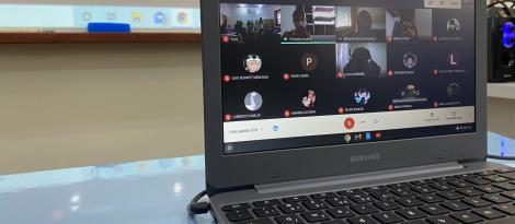 Semana de visitas virtuais: 6° ano da Unidade Pindorama recebe ex-professores durante a aula  Semana de visitas virtuais: 6° ano da Unidade Pindorama recebe ex-professores durante a aula