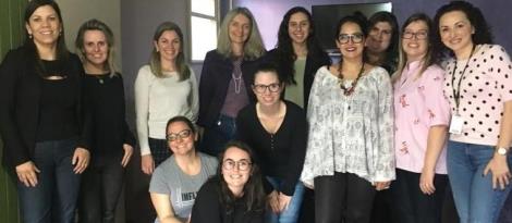 Turma do Curso de Psicologia da Faculdade IENH realiza visita técnica ao CREAS de Novo Hamburgo