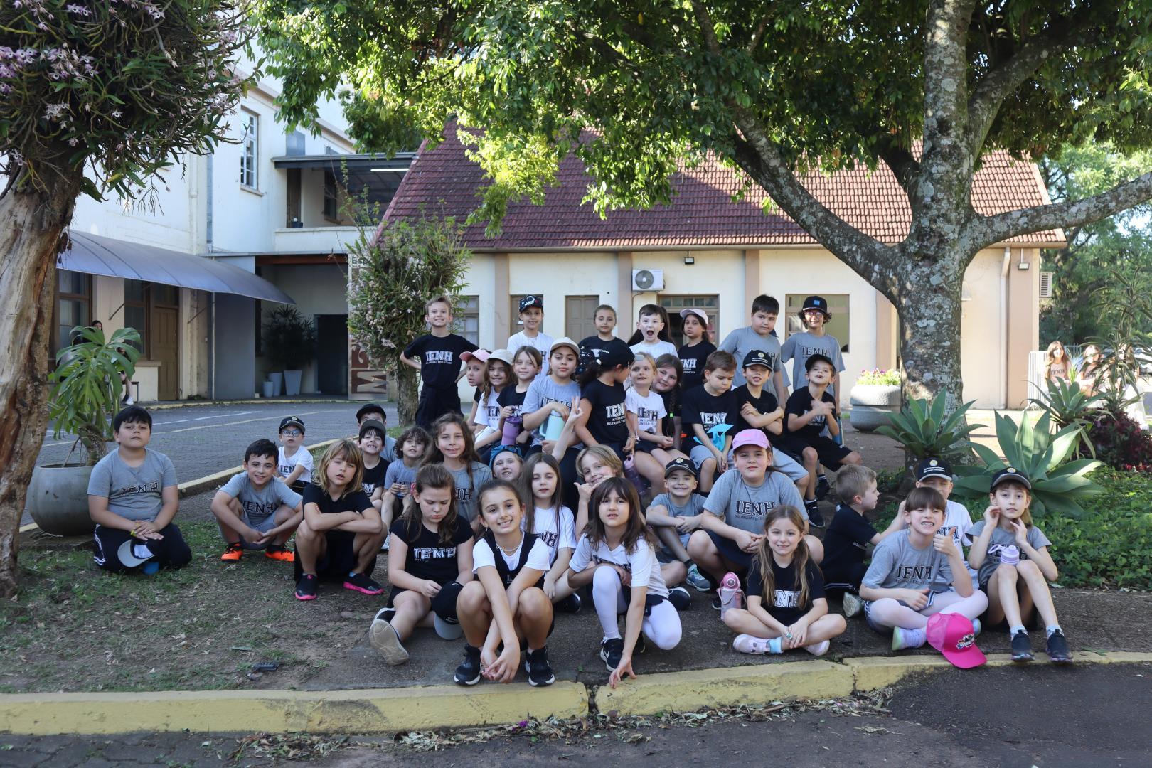 Turmas do Year 2 da Unidade Pindorama vivenciam Imersão Kids Day Out